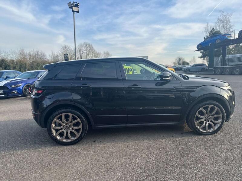 View LAND ROVER RANGE ROVER EVOQUE 2.0 Si4 Dynamic