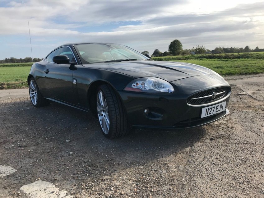 View JAGUAR XK COUPE