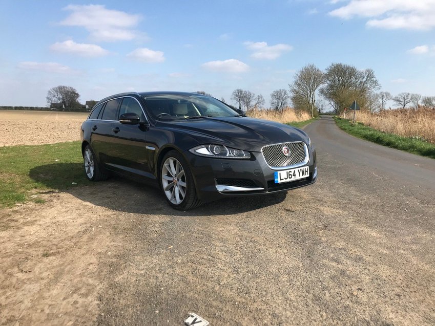 View JAGUAR XF d V6 241 Auto Start-Stop Premium Luxury