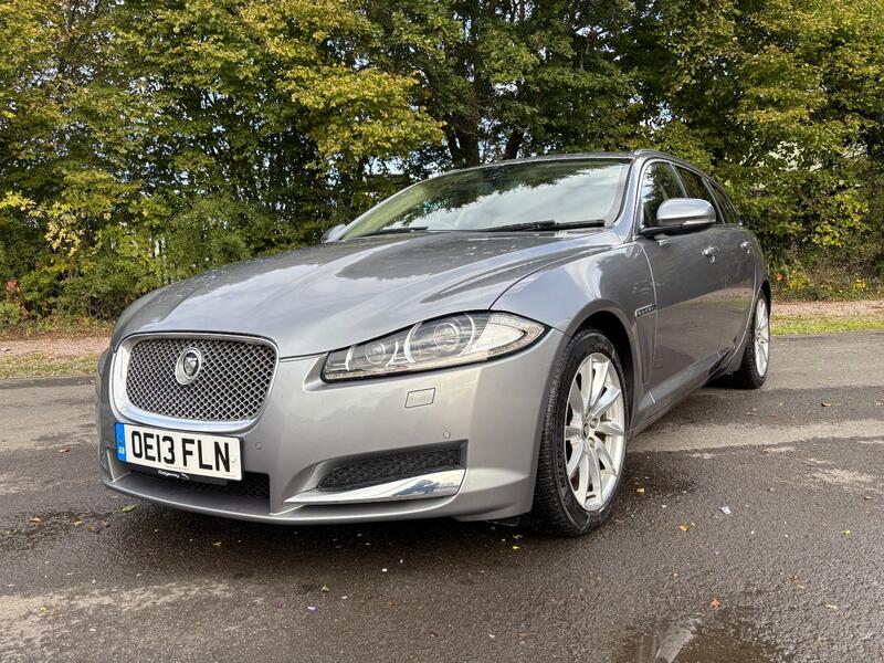 View JAGUAR XF 2.2 PREMIUM LUXURY