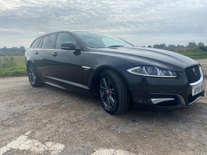 View JAGUAR XF R SPORT SPORTBRAKE